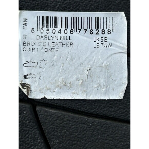 Clarks Daelyn Hill Wedge Flats in Metallic Bronze Full Grain Leather Size 7.5W - Picture 10 of 10